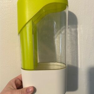 Pampered Chef Green herb keeper and White Food Storage Container